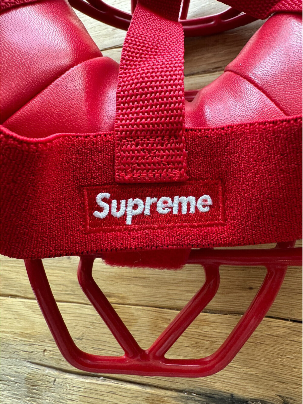 Supreme Rawlings Catcher’s Mask Red Baseball SS18 Box Logo - Picture 5 of 6